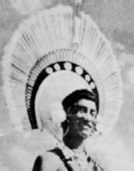 Индейский головной убор из перьев - возможный аналог "шлема".