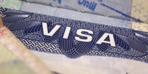 Золотая виза Греции: Ваш ключ к средиземноморскому раю